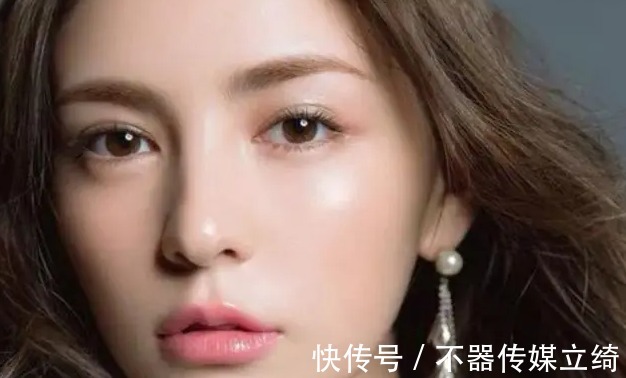 减龄|如何打造“伪素颜妆”?简单几步,妆容自然还减龄