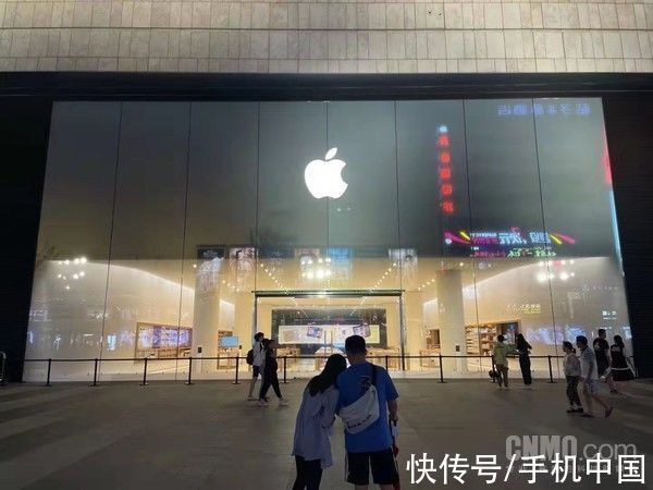 排面|实拍！长沙Apple Store营业在即 玻璃外墙属实有排面