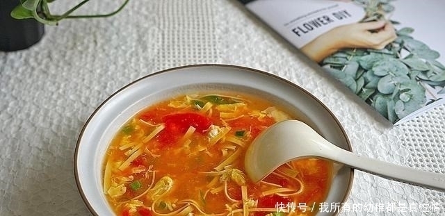 平价|中午,买11块钱的菜,做了3菜1汤,在朋友圈火了,网友想来蹭饭