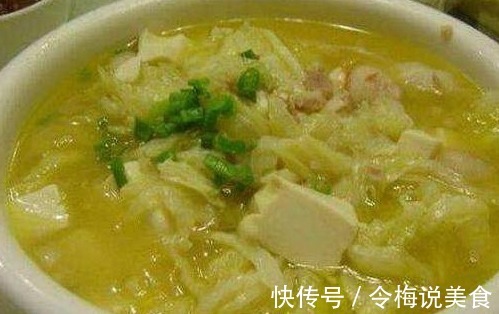 白菜炖豆腐，简单却不好做，记住关键一步，白菜比肉还香