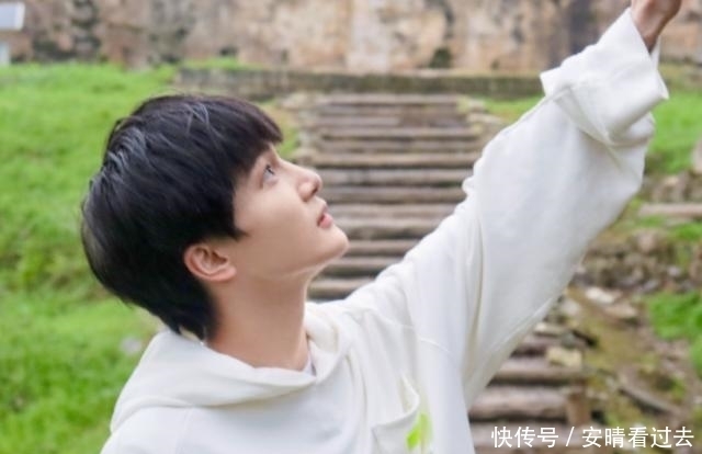 另一个年轻时代新综来袭!周深被曝担任嘉宾