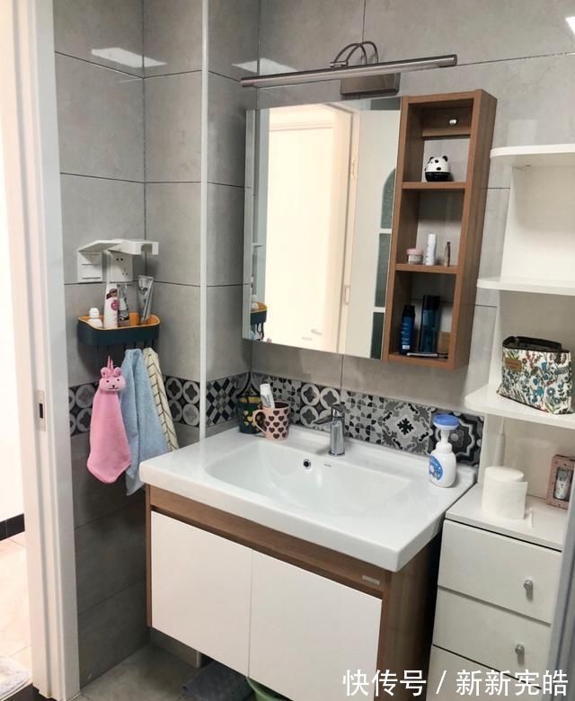 安装|她家90平新房,装修一共花费15万,电视墙很实用,进屋就被迷住