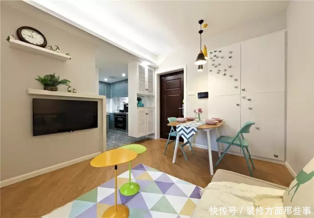 玄关|55平北欧风一居室,色调就像春天刚来时的样子,自然而灵动