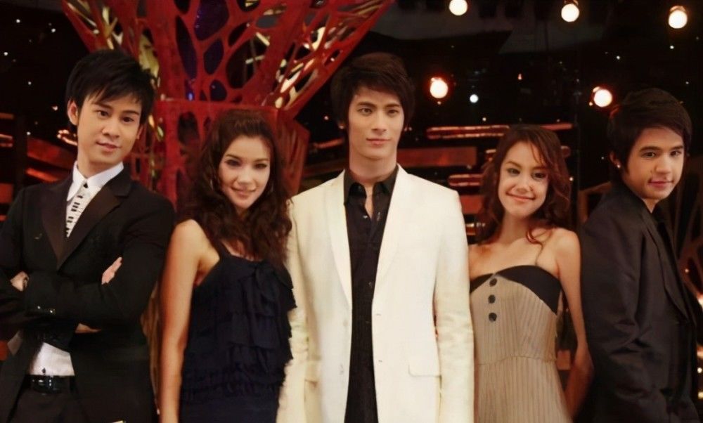 泰剧《玻钻之争》:跨越万水千山,割不断的