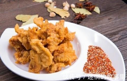 淀粉|炸酥肉时，记得加最后一步，这样酥肉又酥又脆，吃起来不油腻