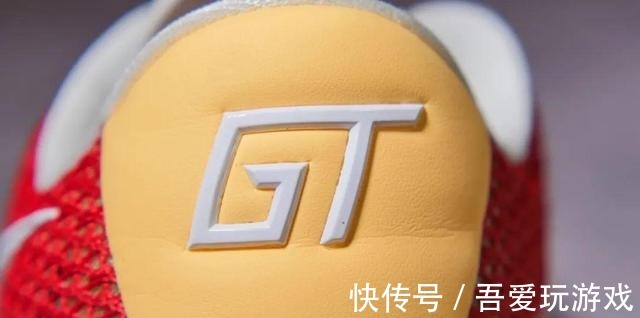 足弓 顶级后卫实战鞋的新标杆，zoom gt cut溢价它配么！