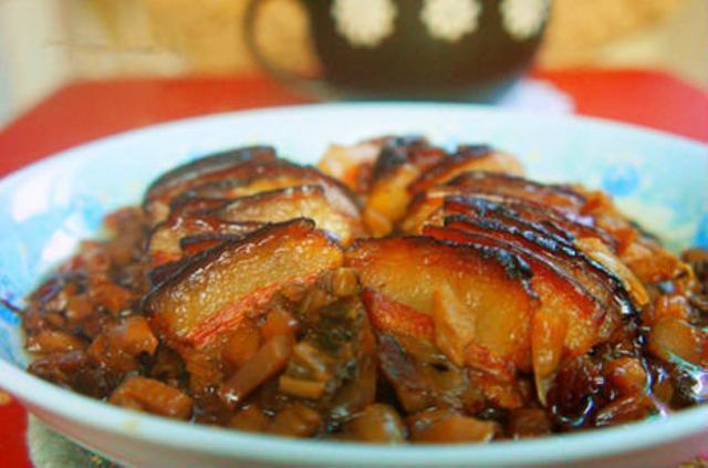 特别好吃的家常肉菜，不腻肉质软烂，很适合配米饭家宴必备