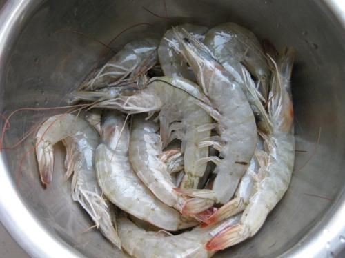 活虾|保存大虾,直接冷冻是大错渔民教你1招,1年不坏,和鲜虾一样鲜