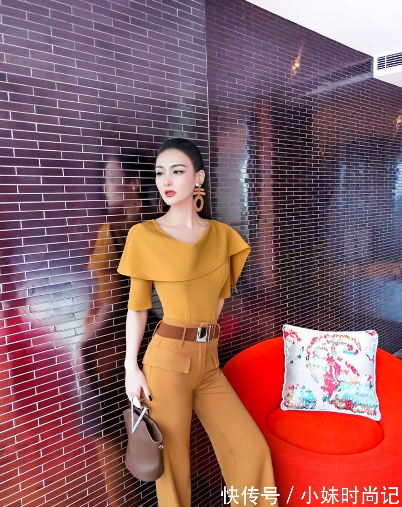 收腰|杏色缤纷套装,女人味十足收腰显瘦,靓丽时髦