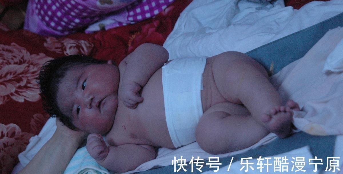 牛奶|别急着断夜奶,就怕宝宝不长身体,要断奶的话也要掐准时机