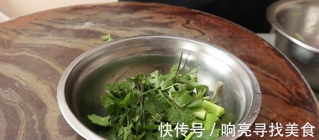 鱼肉|这才是鱼片最过瘾的吃法，外酥里嫩，香辣开胃，看着就有食欲！