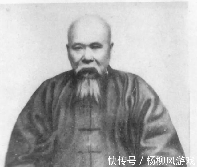 墓碑$毛主席唯一一次题写墓碑,却写给了他老师,字迹与众不同,更大气