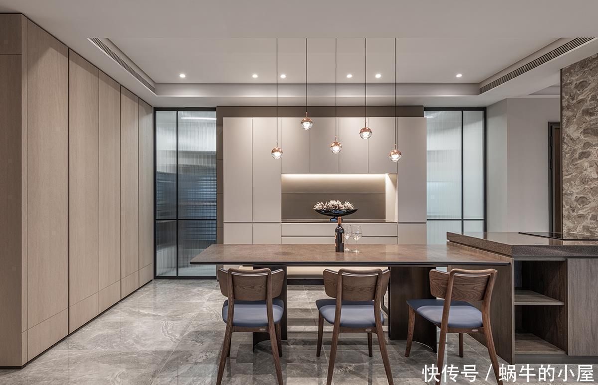 家庭|这189㎡给父母养老，全屋奢雅沉稳，给很多家庭做了个榜样！