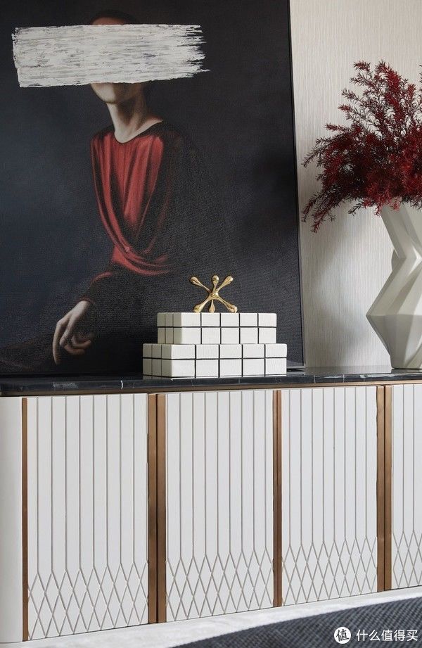 色调|参观了他的115㎡新家，才明白什么是轻奢感，一家人住着真舒服！