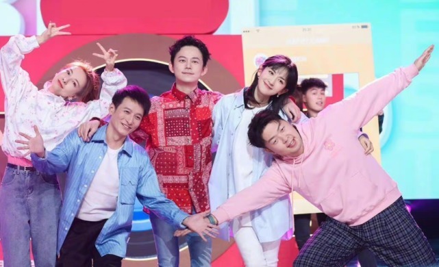 谁能想到《快乐大本营》停播,主持人的现状差距这么大?