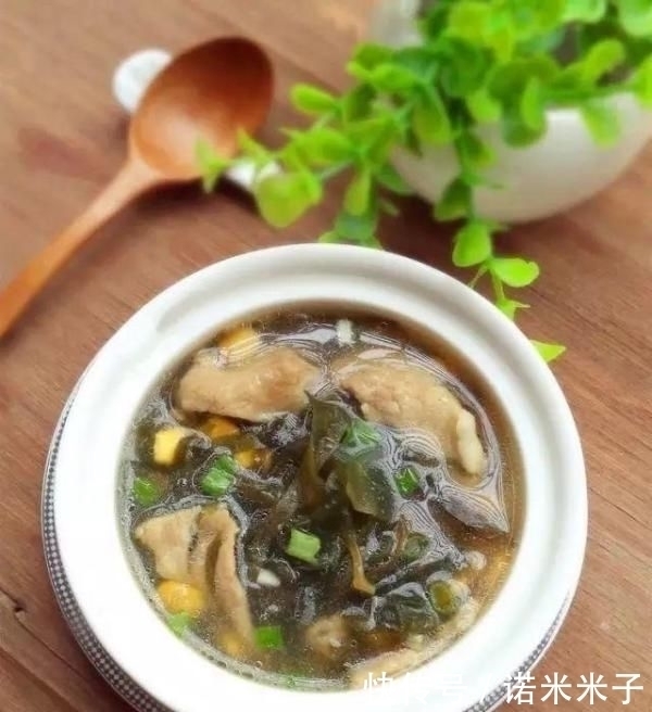 多吃海带可以降低三个高度,介绍海带的六种制作方法