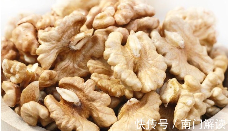 银鳕鱼|吃核桃好处多多,但要牢记4个禁忌,早知道早受益!