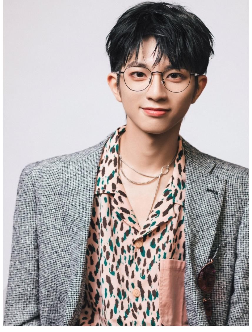 颜值担当|《青春有你》IXFORM成员颜值排行前9！连淮伟第三，罗一舟第二，第一是他？