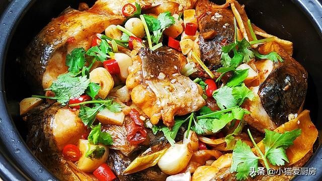  2克|教你做非常简单的砂锅焖草鱼，不用煎也不用油炸，好吃特下饭