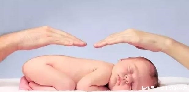 新生儿|不懂的妈妈,可以看一下下,这样对宝宝有好处呦!