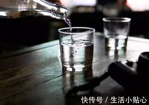 膳食纤维|经常便秘怎么调理？若你有则3个习惯，便秘问题自然迎刃而解