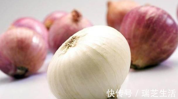 高血压病人|患上高血压就离不开药了?3种食物常吃,或许能让血压稳定!