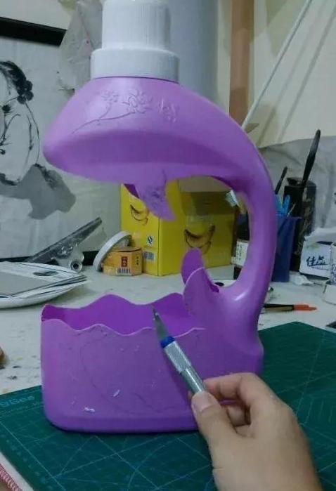 洗衣液桶如何制成养花神器这样几步操作,让它们分分钟大变样