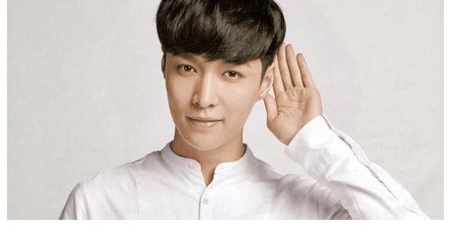 跨年晚会上，张艺兴《一念双生》引关注，王一博等艺人表现不俗