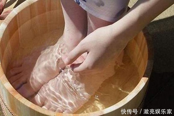 “人泡3脚,命比纸薄”,泡脚时的3个误区,泡出一身子病