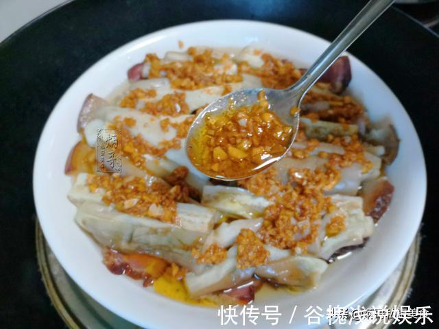 腊肉|夏天，我家就爱这蒸菜，不油炸不爆炒，入锅一蒸就完事，特省事