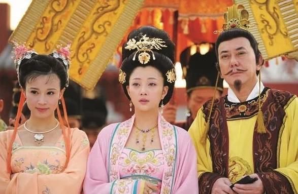 150斤的杨玉环,是怎样侍奉皇帝父子二人?这三大绝活很重要!