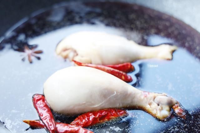 挑战1个月瘦13斤，打卡第8天，减肥期也可以大口吃的卤肉