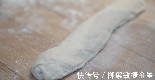 总吃甜面包,换一种口味,试试这个无油无糖的法棍面包!