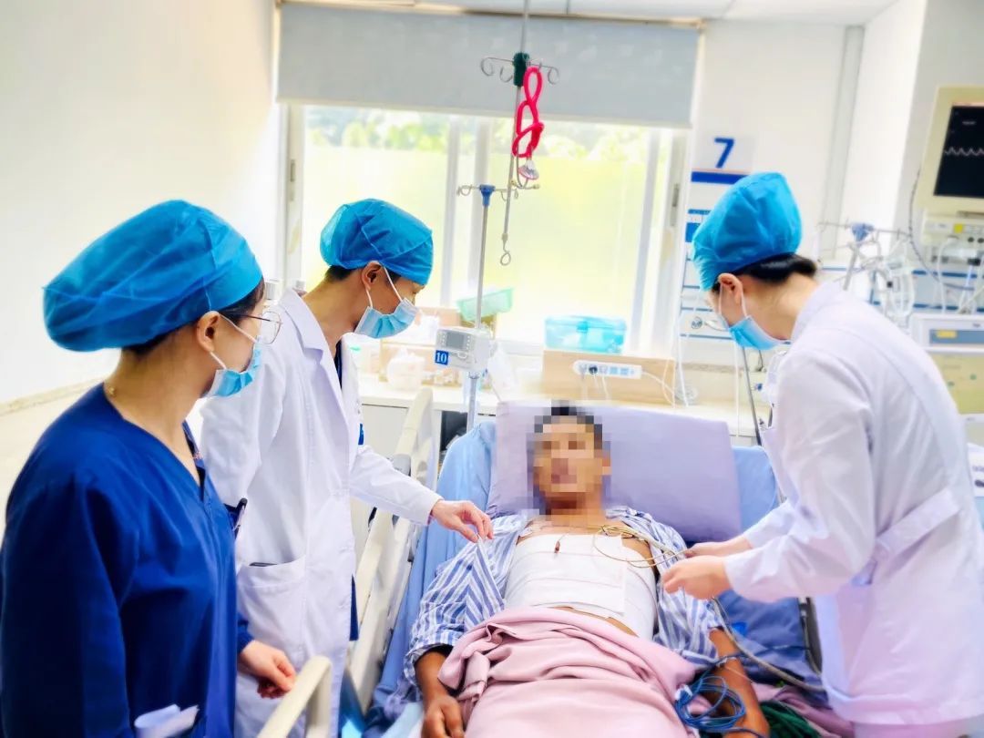 触电者|惊心!男子挪动风扇时,突然大叫一声倒地!