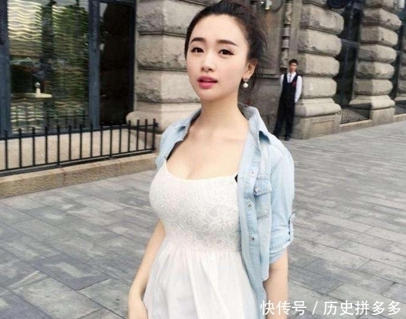  街拍好身材个性的美女，凹凸有致S型身材轻松勾勒出来