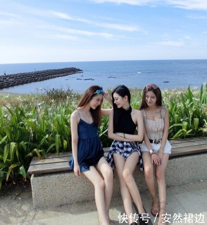 街拍:妹子,婀娜多姿时尚,搭配有致简约又大方的搭配!