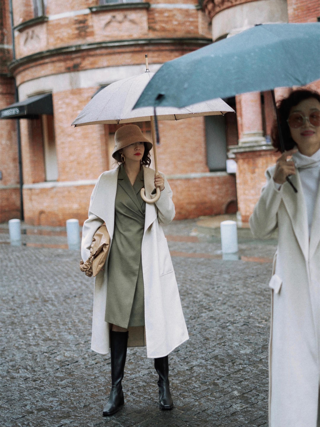 时尚搭配 想要穿出大衣的精髓,就看看三木博主的时尚搭配,保暖洋气又高级