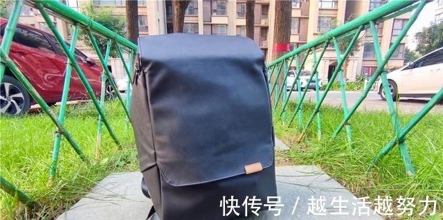 时尚 商务and时尚地平线8号零感背包,好看真能搞定一切!