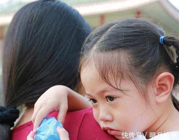 真相|婆婆:“你不在家时,娃就很乖!”知道真相后,妈妈泪崩了……