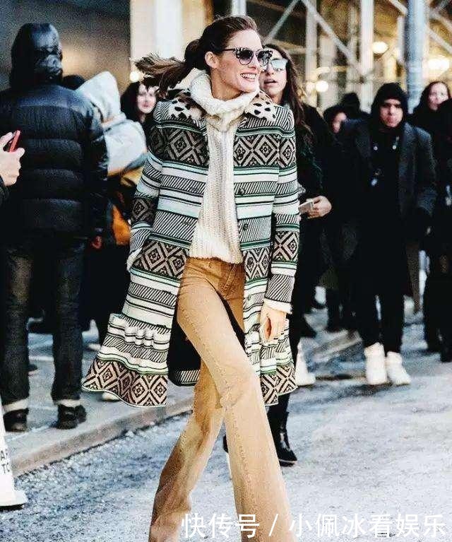 穿搭|今冬火了一种穿法,叫“厚外套+喇叭裤”,精致优雅又保暖,爱了