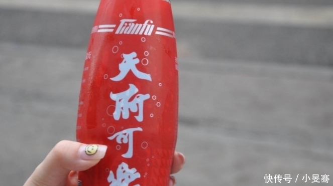 从小|中国汽水地理:每一座城市,都有一款从小喝到大的专属饮料