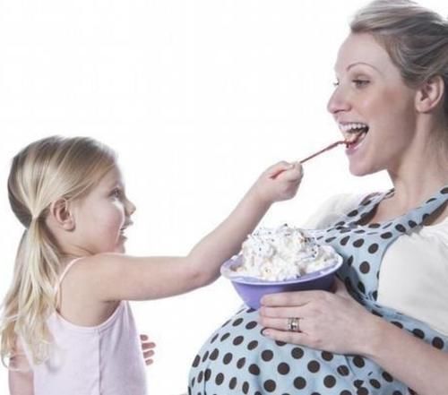 解馋|胎儿的在腹中的反应告诉你,孕妇是可以吃雪糕解馋的