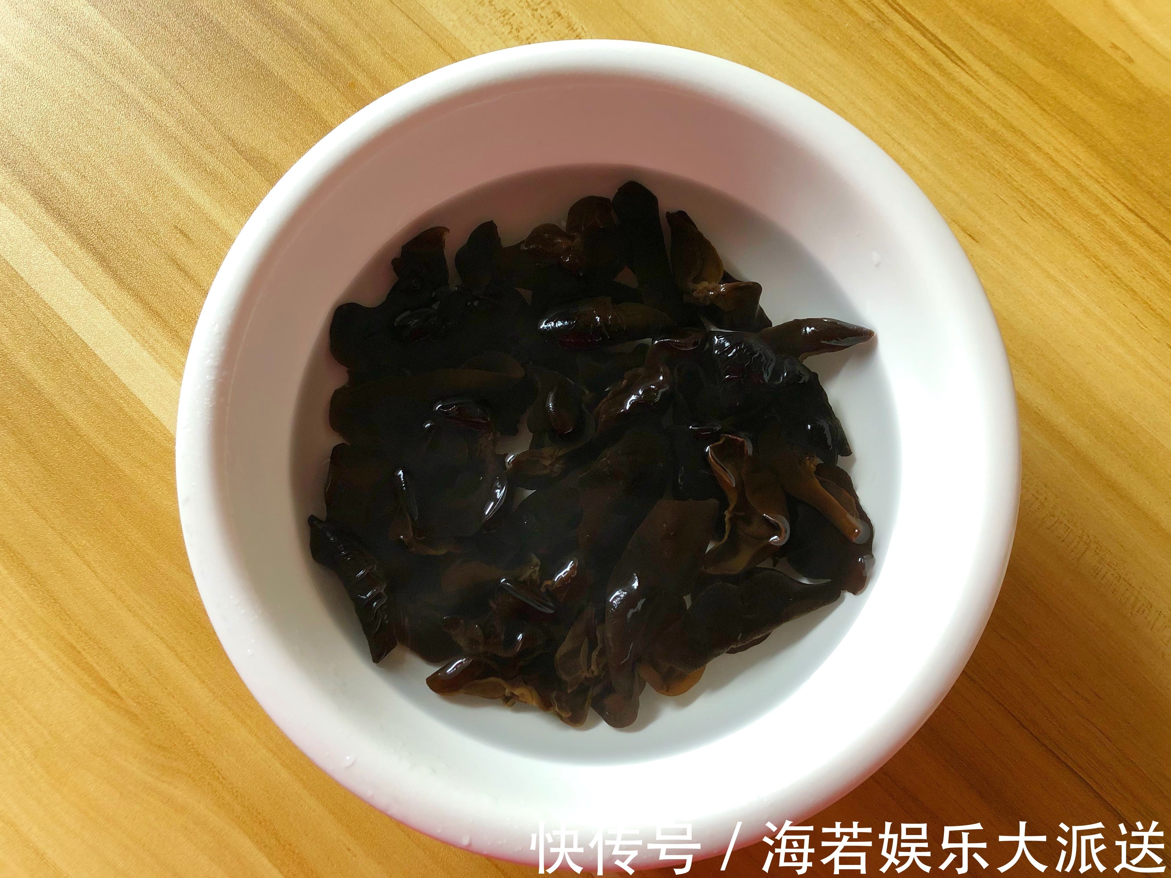 黑木耳|它和黑木耳天生是一对,简单炒一炒,清肠去脂又美味,别错过