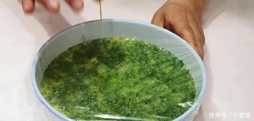 茴香别只包饺子,教你新做法,我家一周做3次,营养又解馋,真香