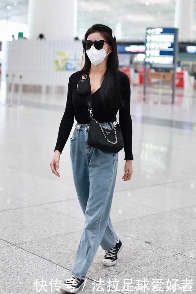 阔腿裤已经下岗了,今年流行这6条“吃肉裤”,显瘦时髦谁穿谁美