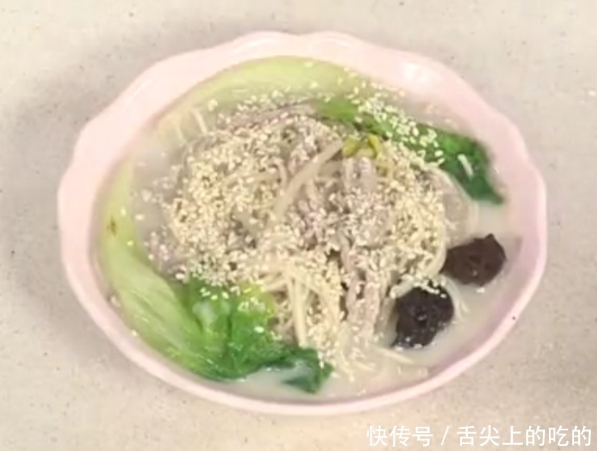 浓郁|豆浆和面一起煮也能这么好吃,这款肉面浓郁鲜美,日常必备煮食