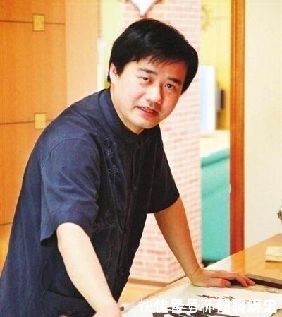 行书$三位书法“大咖”书写同样对联内容，田英章胡铁军吕英儒谁写得好