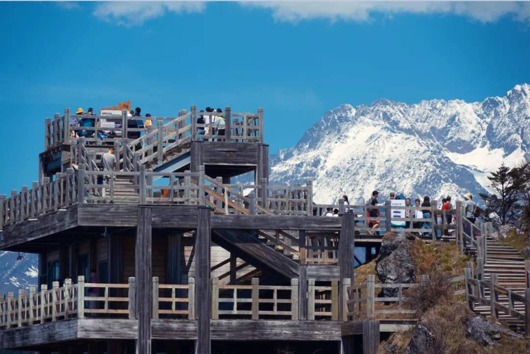 天府花溪谷|西岭雪山1月1日接待量已达上限 建议未购票游客先前往周边景点丨冬游四川上封面