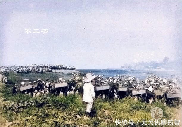 清军|上色老照片:甲午战争中的真实场面,被攻陷的清军阵地一片狼藉