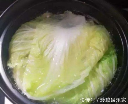 白菜肉卷|孩子补钙多吃的蔬菜，促进骨骼生长，好吃不贵，比吃钙片强多了